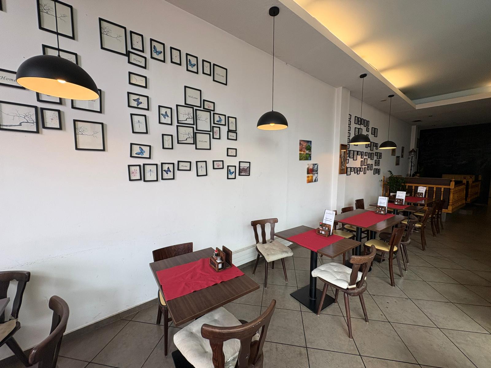 Interior 4